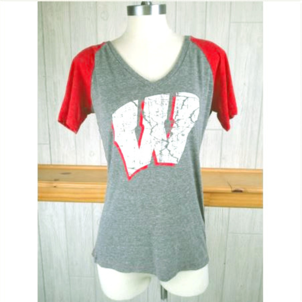 UW WI Badgers Sporty Baseball Tee Distressed Motion W